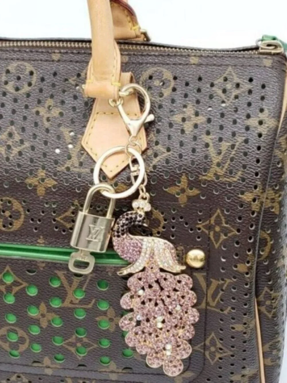 Authentic Louis Vuitton Gold Padlock & Key 🔒 LV Bag Charm Unbranded Keychain